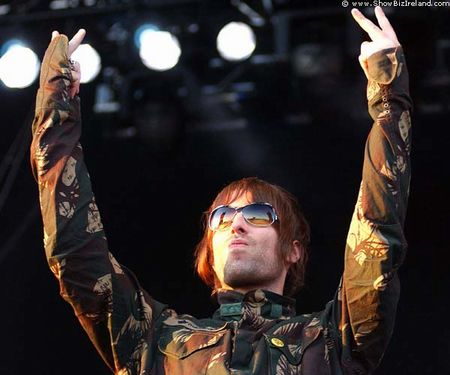 news_20020715_witnness-oasis01.jpg